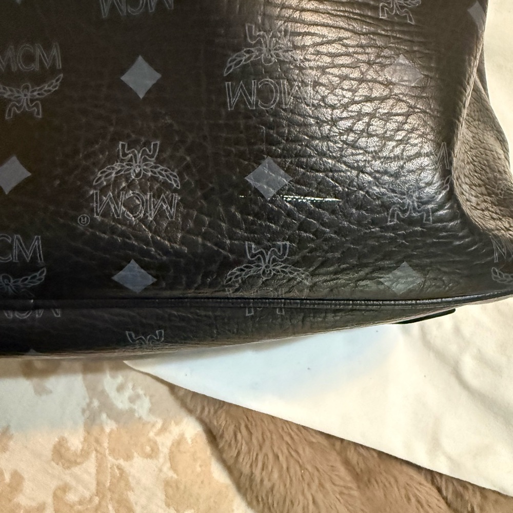 MCM Black Shoppers Tote - Picture 6 of 10